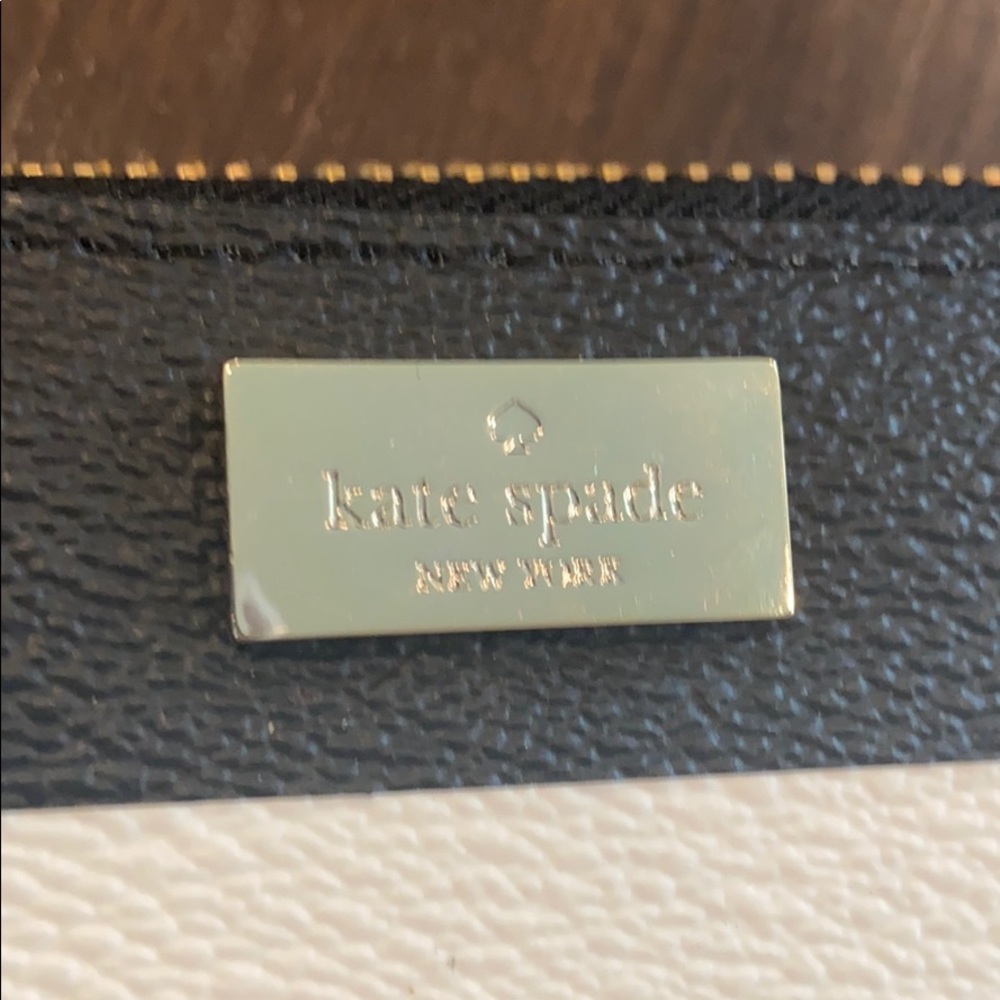 Kate Spade Wallet - Picture 3 of 3